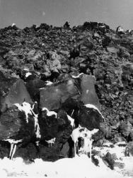 Камчатка, на лавовом потоке Авачинского вулкана