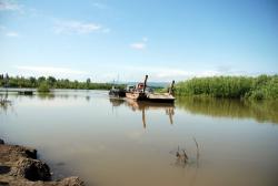 Паромная переправа через реку Камчатка