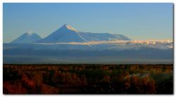 Фотография Ключевской группы вулканов на Камчатке