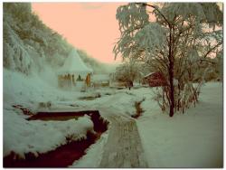 post-6541-0-06488900-1383656222_thumb.jp