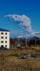 Камчатка, вулкан Шивелуч, вид из поселка Ключи