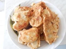 Налетай! Треску в кляре разбирай!