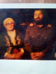 Татьяна Тегретгеут с внуком Анатолием