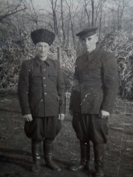 двоюродный брат Аллы (Айшет) Султан