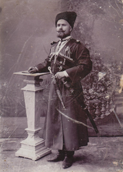 командир Глебова Ивана Абрамовича конвой 1-й Казачьей сотни, 1915г..png