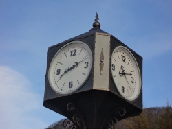 Замечательные часы